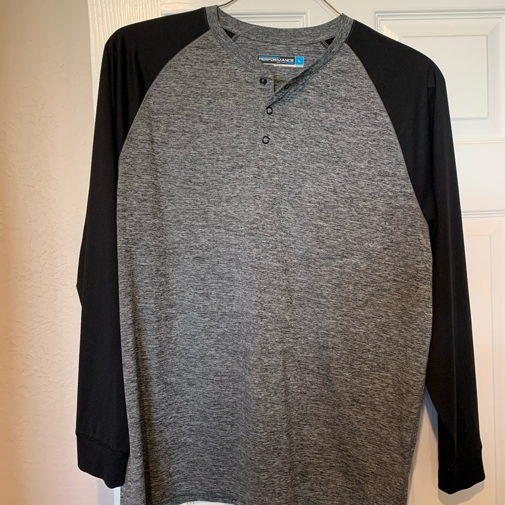 Men’s long sleeve shirt